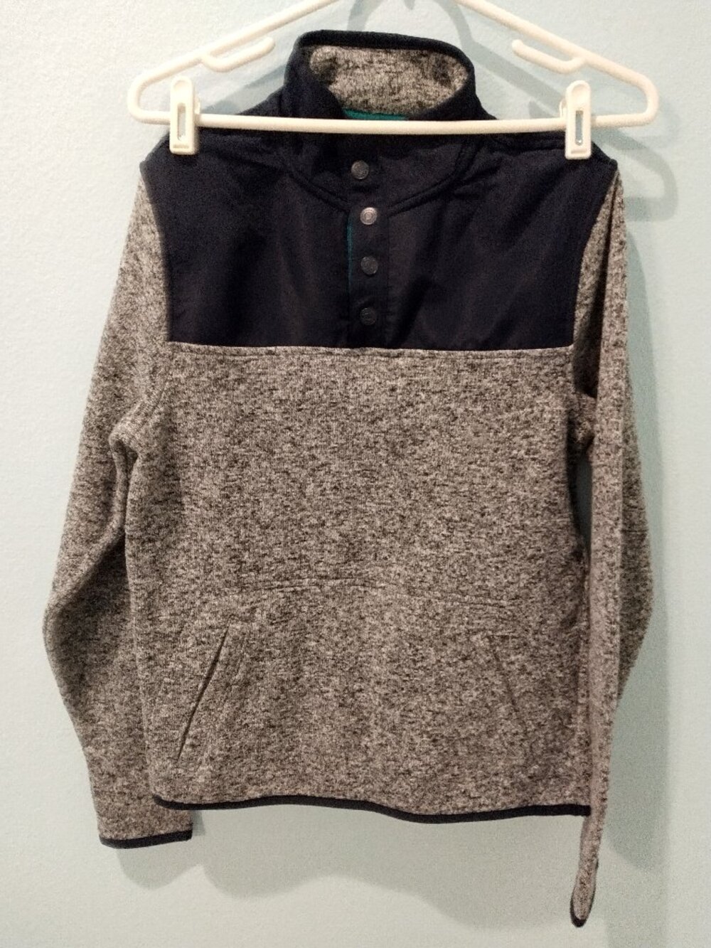 NWT Prince & Fox Women's Pull Over Top Snap Closure Size XS/TP